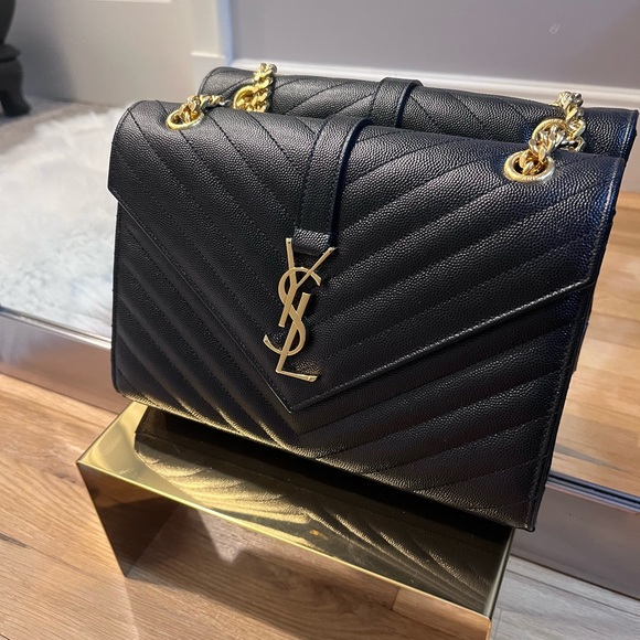 Yves Saint Laurent Black Chevron Shoulder Bag - Picture 2 of 12